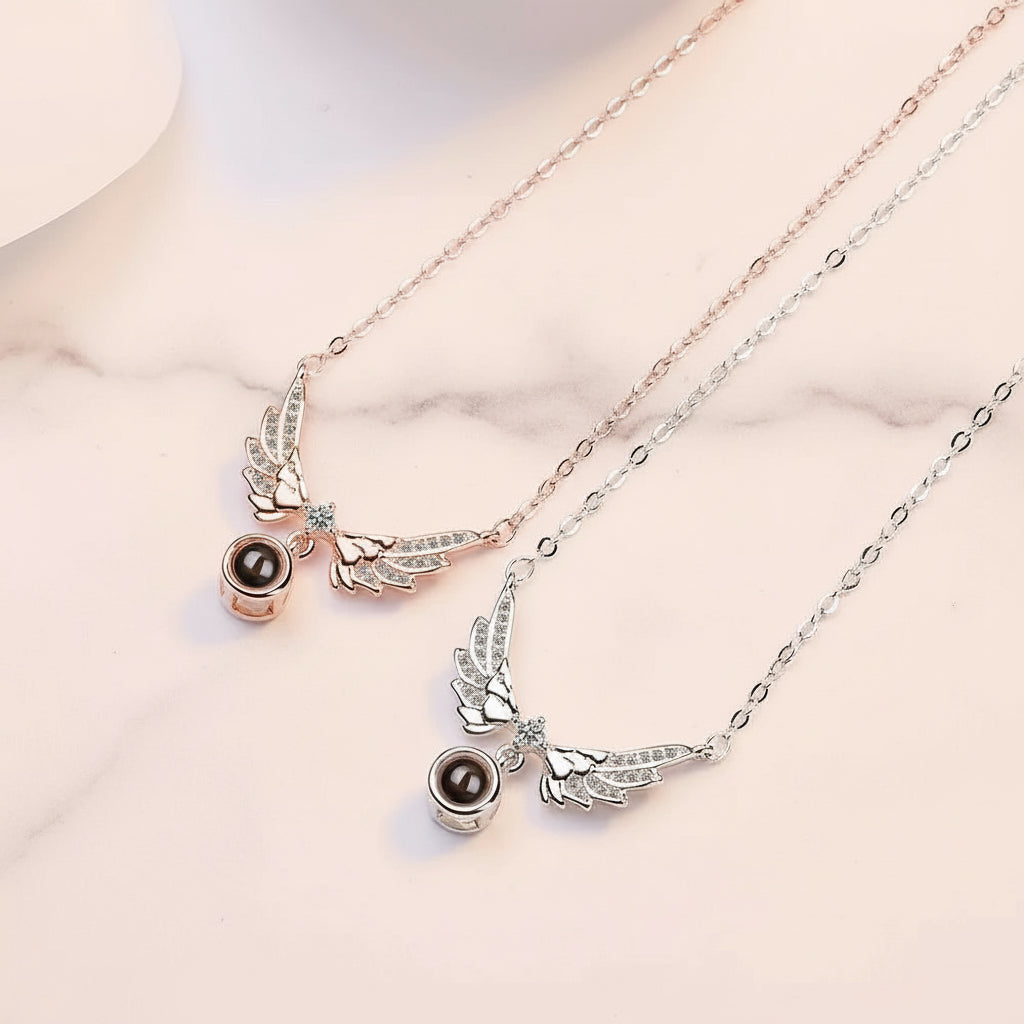 Colier photo projection ANGELA