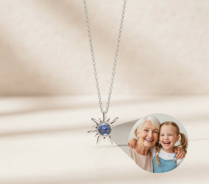 Colier photo projection LUMIA