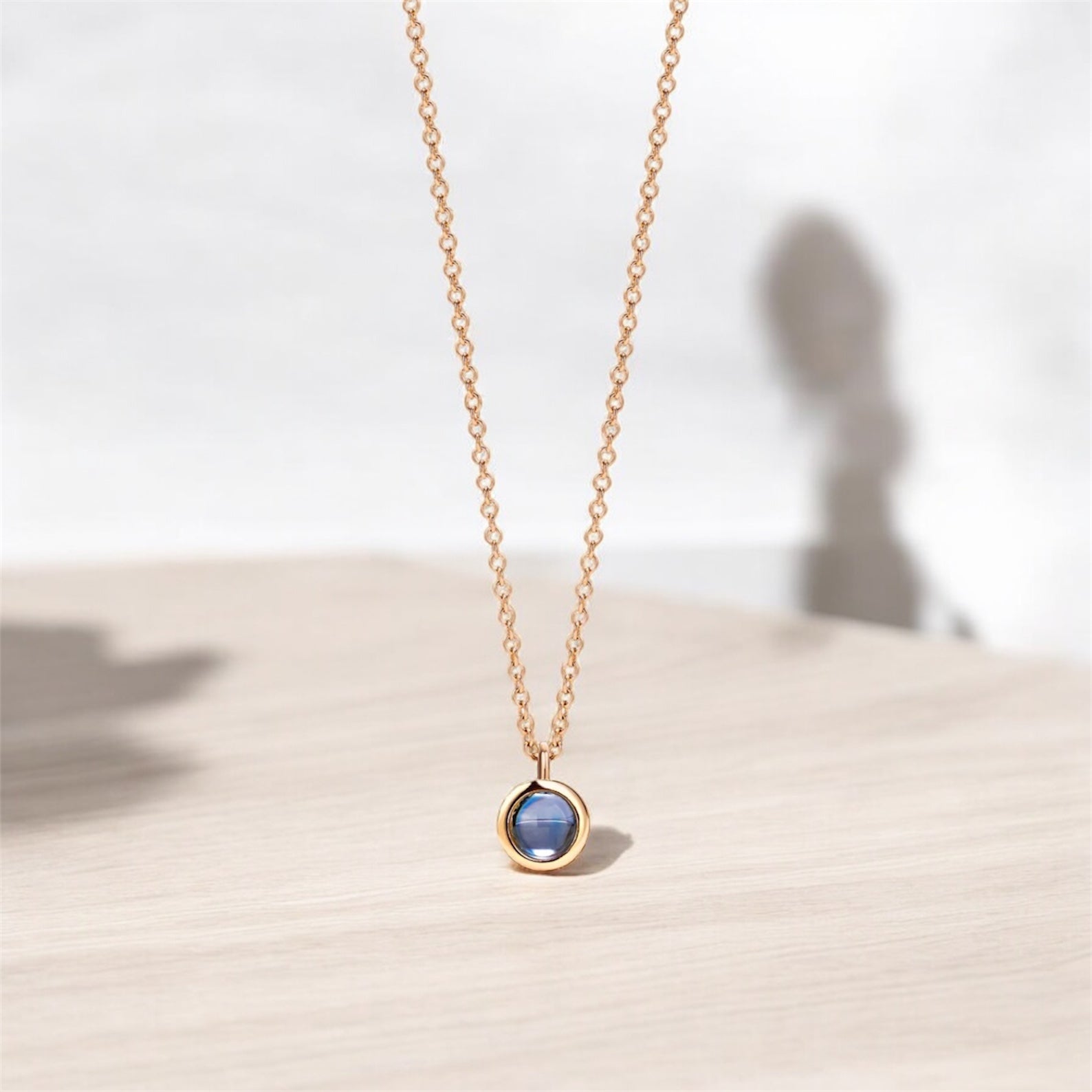 Collier Photo Personnalisé Zélie - Vos Proches Autour du Cou